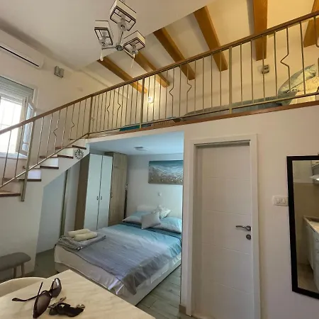 St-gallery アパート