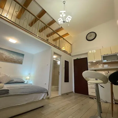 St-gallery アパート スプリト