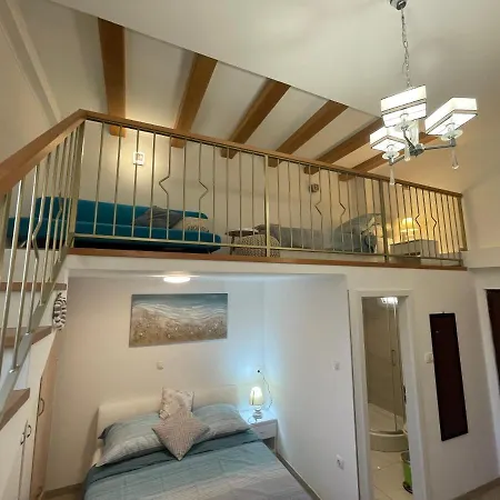 アパート St-gallery スプリト