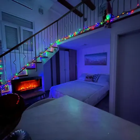 شقة St-gallery سبليت